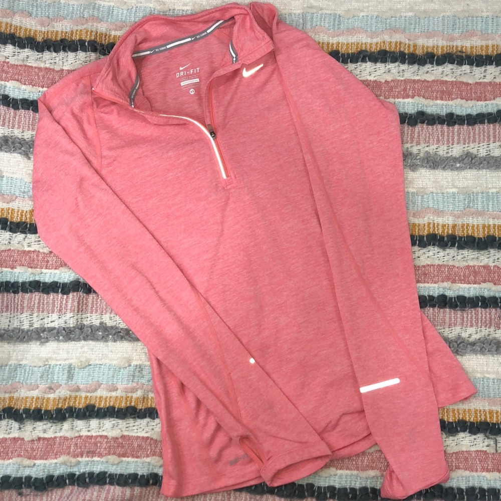 Nike pink 1/4 quarter zip. Great conditions:)